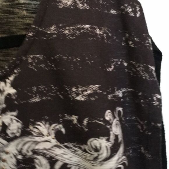 Rock & Republic t-shirt skulls studs Small Goth - Picture 10 of 16